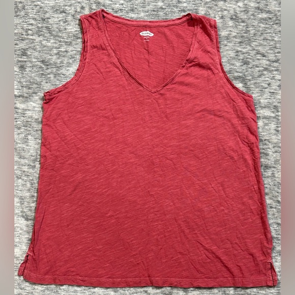 2 Old Navy EveryWear V-Neck Tank Tops Size Small - Picture 2 of 9